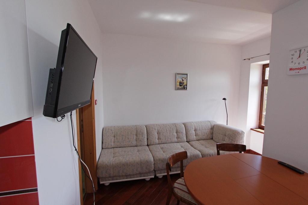 Apartments Vrutki Abbázia Kültér fotó