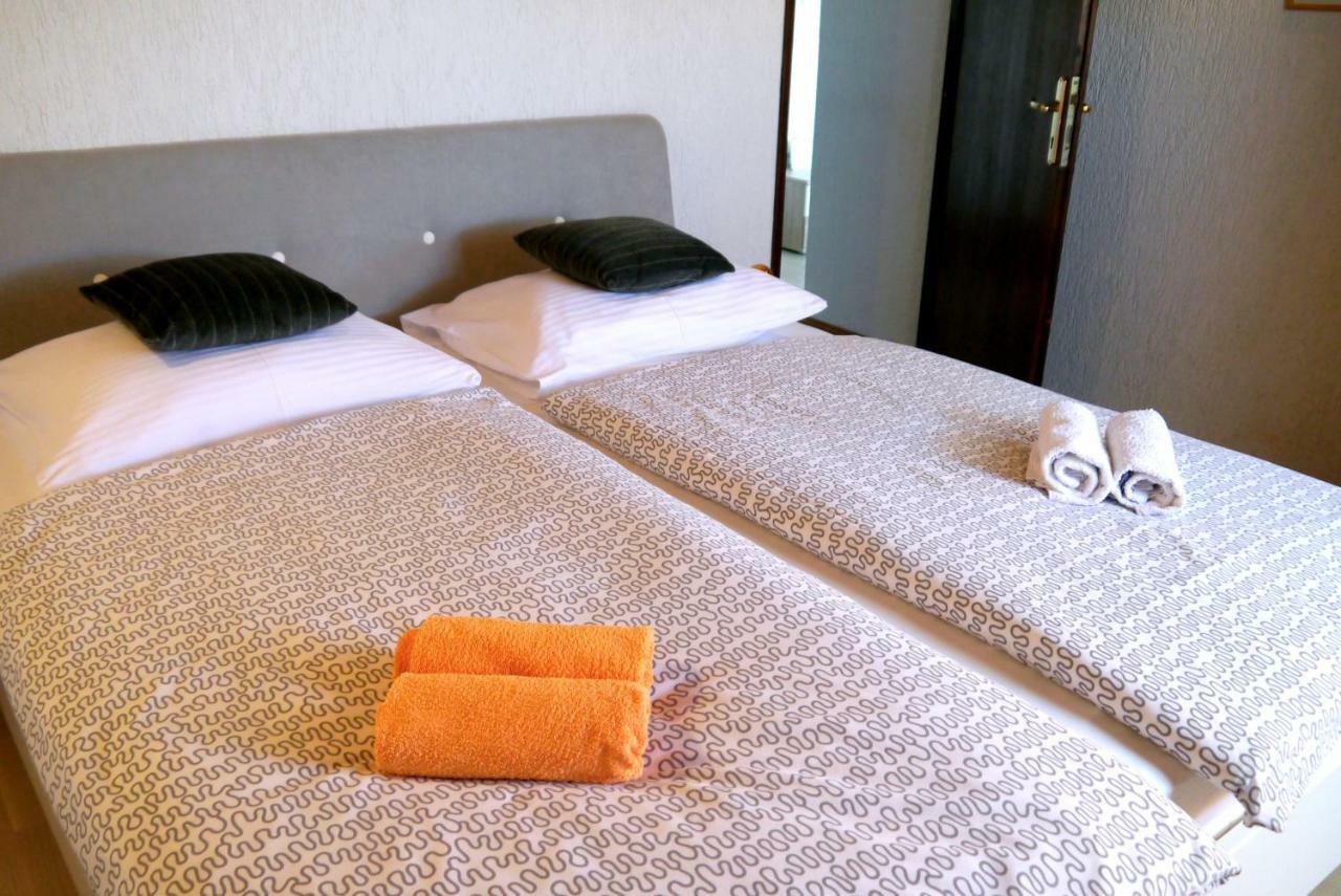 Apartments Vrutki Abbázia Kültér fotó